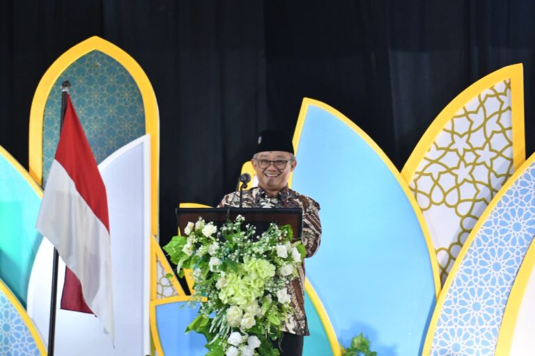 Guru Tidak Hanya menjadi Agen Pembelajaran, tetapi juga Agen Peradaban
