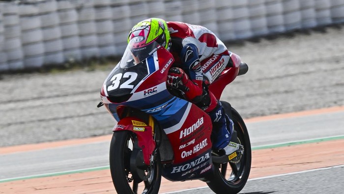 Ramadhipa Bikin Bangga Indonesia, Raih Runner-up di Moto3 Junior Aragon